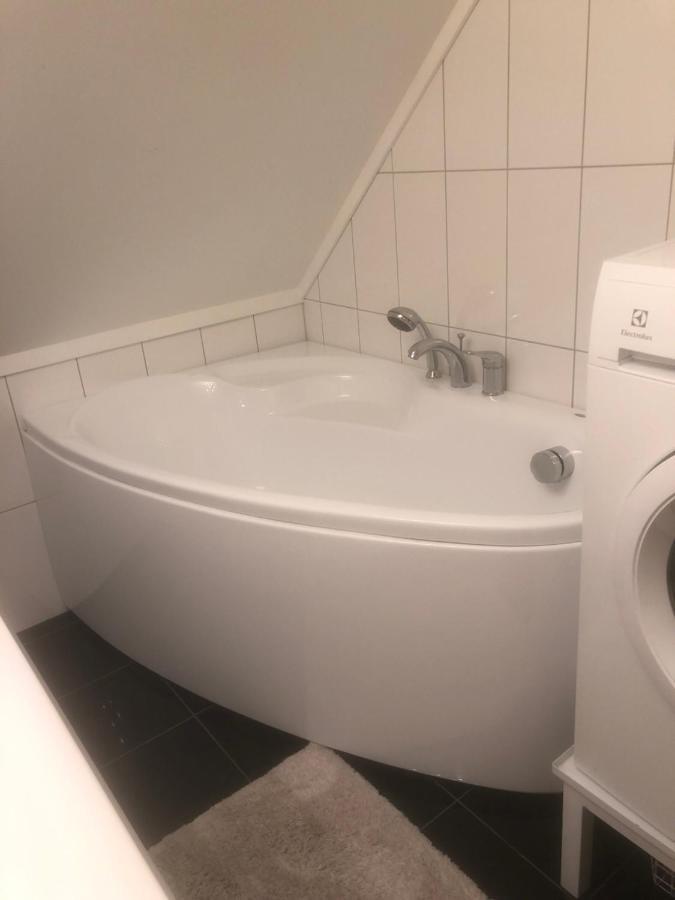 Appartamento Aid Og Svein' S Sentrumsnaere Panorama Hjem Kristiansand Esterno foto