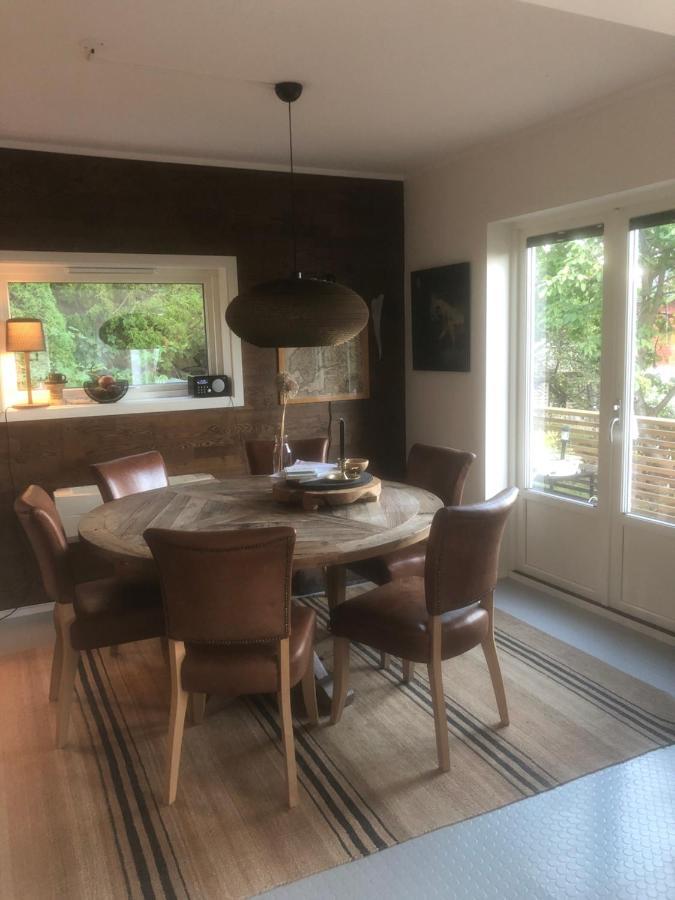 Appartamento Aid Og Svein' S Sentrumsnaere Panorama Hjem Kristiansand Esterno foto